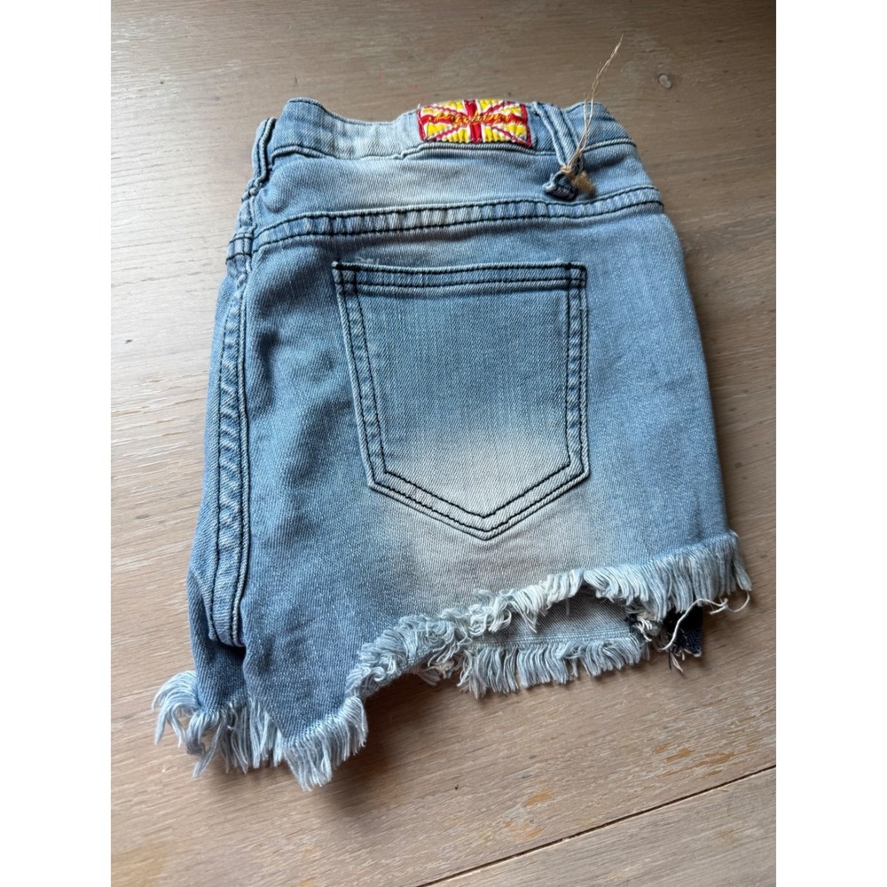 Machine Nouvelle Mode Distressed Denim Shorts Light Wash USA 30 DMG-1A8220L Blue